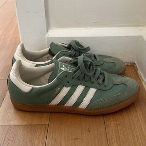ADIDAS samba OG sneakers in silver green gum women’s size 7 WORN ONCE!